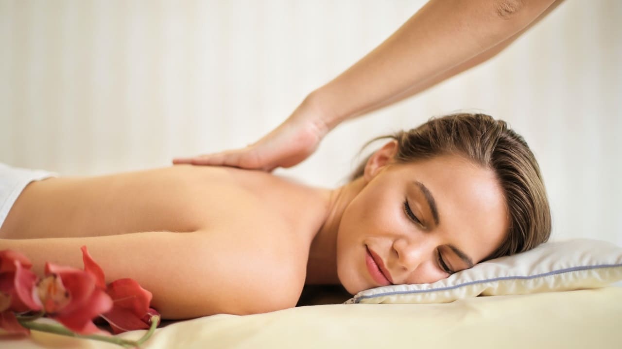 Massage That Makes Your Body Feel Refreshed